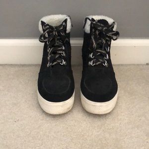 Steven Madden size 6.5 booties